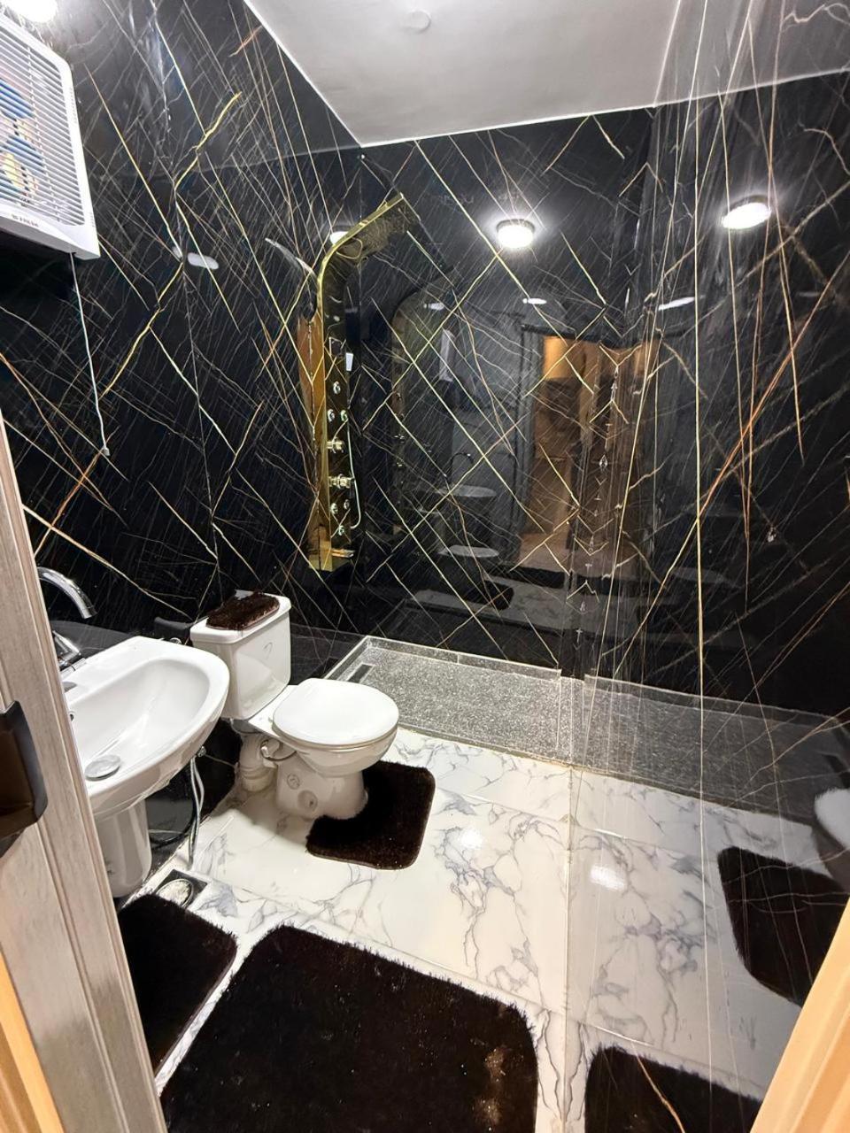 Hadla Inn Nazlet el-Sîsi Esterno foto